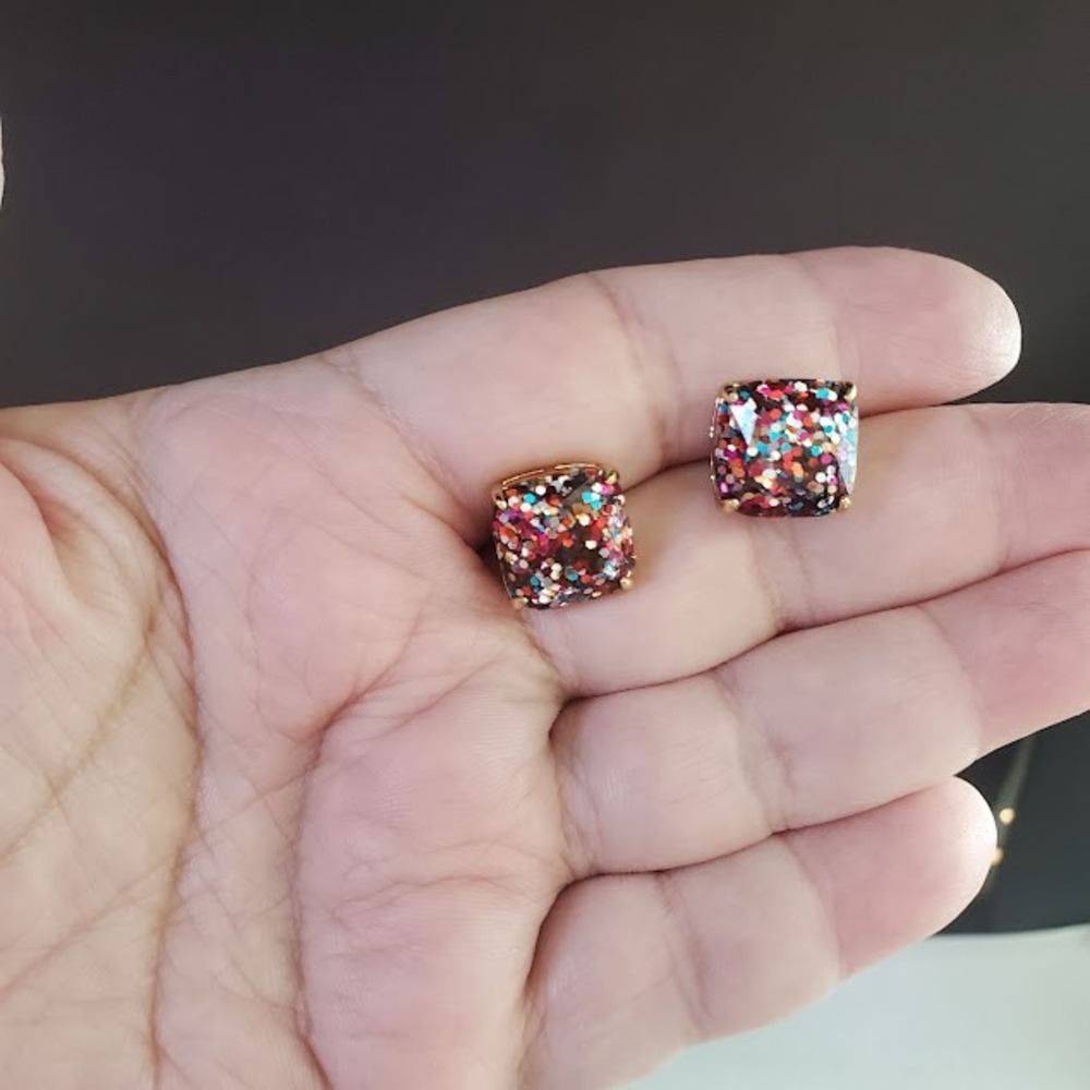 Kate Spade New York Large Gumdrop Stud Earrings Multi Glitter WBRU9356 Gold Tone - Picture 6 of 8